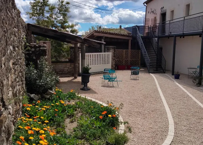 Гостевой дом La Grange De Sabatas
