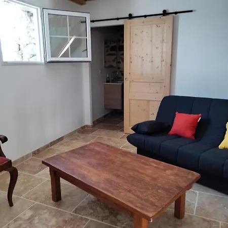 La Grange De Sabatas Guest house *