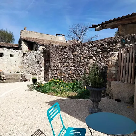 La Grange De Sabatas Guest house